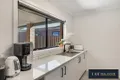 Property photo of 30 Sarakos Circuit Wangaratta VIC 3677