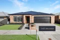 Property photo of 30 Sarakos Circuit Wangaratta VIC 3677