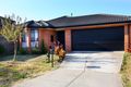 Property photo of 38 Thames Way Roxburgh Park VIC 3064