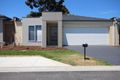 Property photo of 31 Woodright Circuit Cranbourne VIC 3977