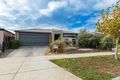 Property photo of 17 Inverell Parkway Tarneit VIC 3029