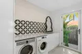 Property photo of 31 Whitian Drive Carrara QLD 4211