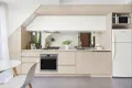 Property photo of 17/17 Ellesmere Road Windsor VIC 3181
