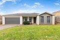 Property photo of 10 Rivendale Crescent Drouin VIC 3818