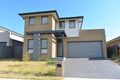 Property photo of 28 Longmeadow Parkway Box Hill NSW 2765