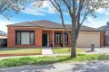 Property photo of 10 Earlston Place Craigieburn VIC 3064