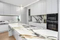 Property photo of 32 Kambrook Road Caulfield North VIC 3161