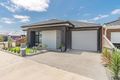 Property photo of 34 Tangelo Street Mickleham VIC 3064