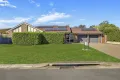 Property photo of 2 Diosma Close Yamanto QLD 4305