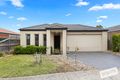 Property photo of 15 Bushranger Boulevarde Cranbourne East VIC 3977