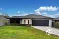 Property photo of 5 Griffith Mews Pakenham VIC 3810