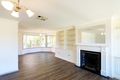 Property photo of 20 Glen Alpha Close Hillvue NSW 2340