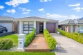 Property photo of 11 Horizon Circuit Moorebank NSW 2170