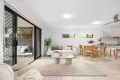 Property photo of 1/296 Cornwall Street Stones Corner QLD 4120