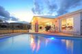 Property photo of 18 Hillview Crescent Little Mountain QLD 4551