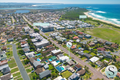 Property photo of 92 Caves Beach Road Caves Beach NSW 2281