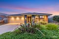 Property photo of 3 Beauchamp Way Cranbourne East VIC 3977