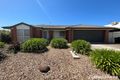 Property photo of 6 Nullarbor Place Caroline Springs VIC 3023
