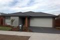 Property photo of 10 Pinebank Avenue Cranbourne East VIC 3977