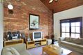 Property photo of 8 Louis Court Newtown VIC 3220