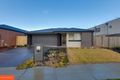 Property photo of 14 Wheelers Park Drive Cranbourne North VIC 3977