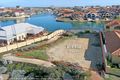Property photo of 11 Bluewater Retreat Wannanup WA 6210