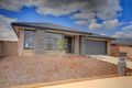 Property photo of 9 Oxley Bend Alfredton VIC 3350
