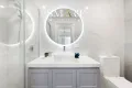 Property photo of 2/134 Oxley Drive Paradise Point QLD 4216