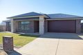 Property photo of 52 Lingiari Drive Lloyd NSW 2650
