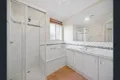 Property photo of 37 Bounty Way Berwick VIC 3806