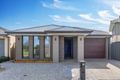 Property photo of 38 Braeburn Place Werribee VIC 3030