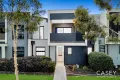 Property photo of 37 Nugget Way Cranbourne East VIC 3977
