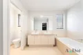 Property photo of 30 Burnham Crescent Keysborough VIC 3173