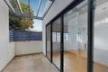 Property photo of 2/10 Ellesmere Road Windsor VIC 3181