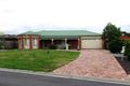 Property photo of 2 Luisa Court Brookfield VIC 3338