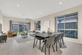 Property photo of 15 Waterbird Link Craigieburn VIC 3064
