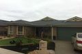 Property photo of 33 Charlbury Crescent Cranbourne North VIC 3977