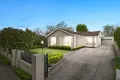 Property photo of 34 Solomon Street Mount Waverley VIC 3149