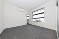 Property photo of 2/42 Windella Crescent Glen Waverley VIC 3150