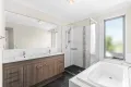 Property photo of 80 North Quay Circuit Hope Island QLD 4212