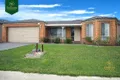Property photo of 16 Reynard Place Cranbourne East VIC 3977
