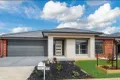 Property photo of 8 Goldeneye Circuit Werribee VIC 3030