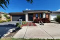 Property photo of 24 Lemon Myrtle Way Craigieburn VIC 3064
