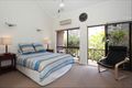 Property photo of 2/1 Jerdanefield Road St Lucia QLD 4067