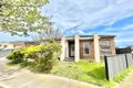 Property photo of 21 Fernhurst Avenue Derrimut VIC 3026