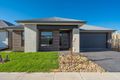 Property photo of 45 Kangaroo Road Craigieburn VIC 3064