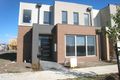 Property photo of 37 Brunswick Crescent Craigieburn VIC 3064