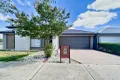 Property photo of 39 Kangaroo Road Craigieburn VIC 3064