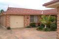 Property photo of 2/32 Cook Crescent East Hills NSW 2213