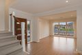 Property photo of 4 Edgeware Close Pakenham VIC 3810